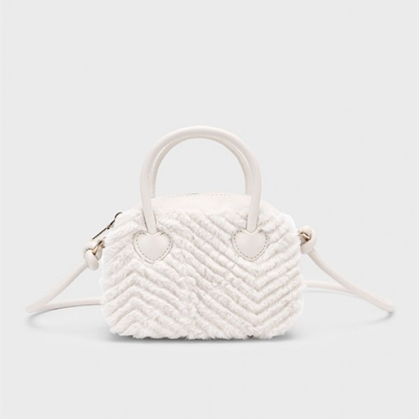 Τσαντα γουνα