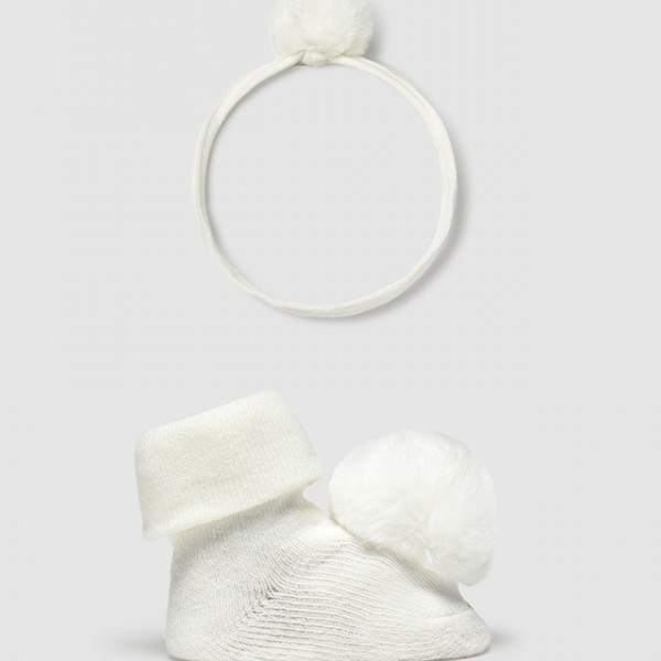 Σετ κορδελα και καλτσες